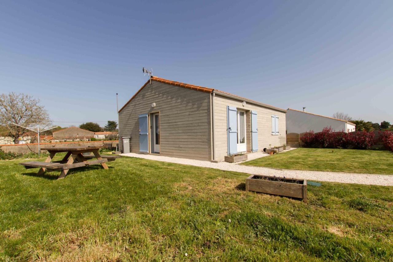 le chalet vendéen Saint-Hilaire-la-Forêt Esterno foto