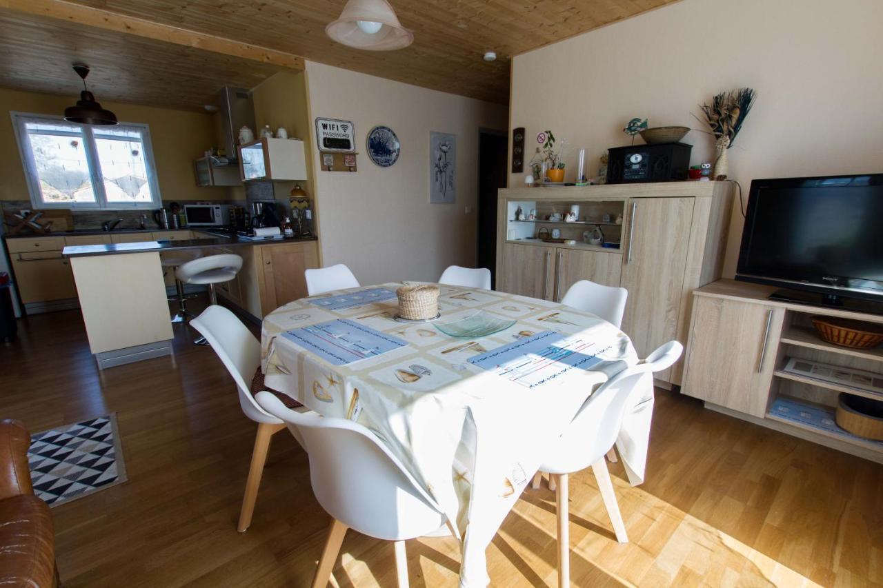 le chalet vendéen Saint-Hilaire-la-Forêt Esterno foto